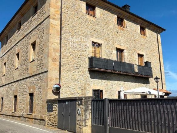 Apartment for sale in Ilarraza, rural area east