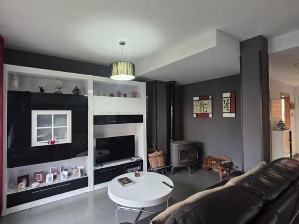 Townhouse for sale in Ali Gobeo