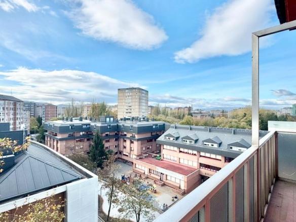 Apartment for sale in Zaramaga Plaza, Zaramaga