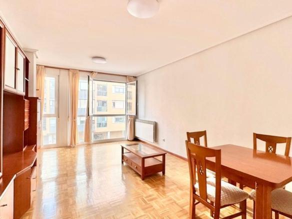Apartment for sale in Donostia San Sebastian Kalea, Lakua-Bizkarra