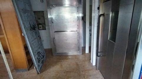 Commercial premises for sale at Reyes de Navarra, 40, Zaramaga