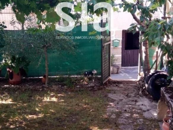 House or villa for sale in La Picota, Armiñón