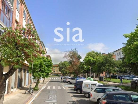 Apartment for sale in Tres de Marzo, Salvatierra / Agurain