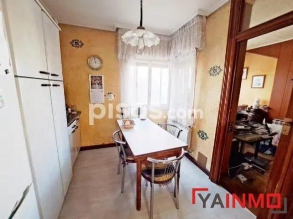 Apartment for sale in Zaramaga
