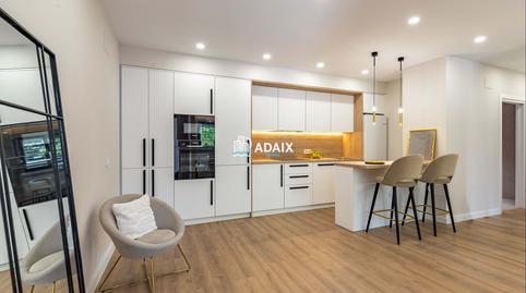 Apartment for sale on Avenida de Los Pilares, Centro