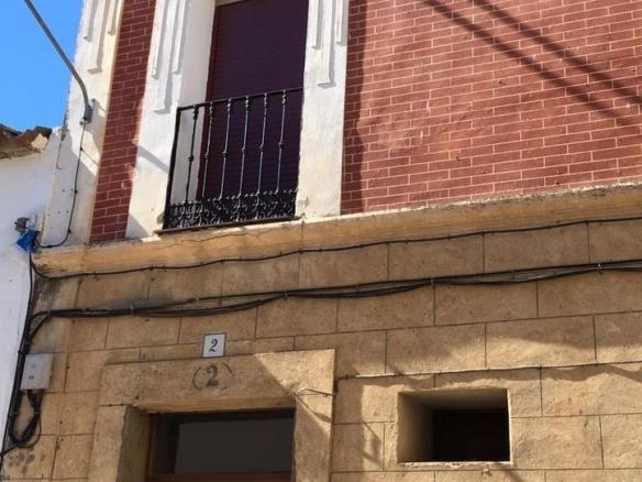 Townhouse for sale on Calle Patrón, 5, Garrovillas de Alconétar