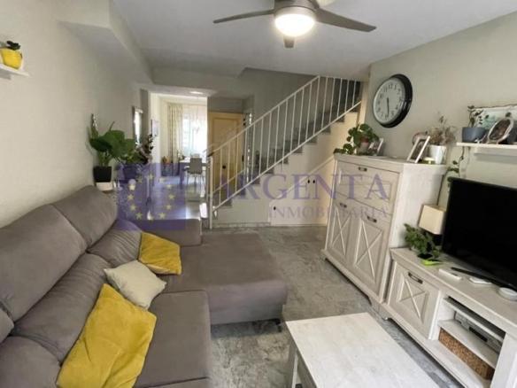 Townhouse for sale in N/a, Mejostilla