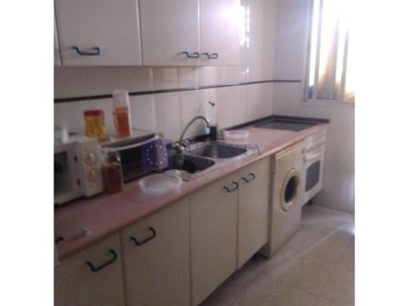 Apartment for sale on Olimpiada Street, Coria