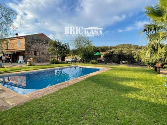 House or villa for sale in N/a, Torre de Santa María
