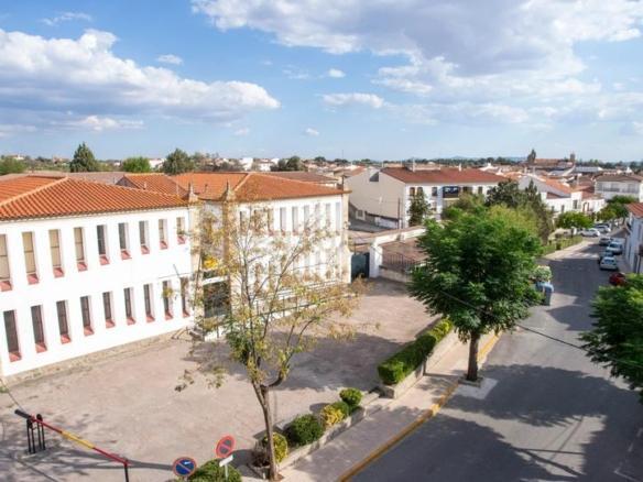 Apartment for sale on Avda de la Constitución, 21, Malpartida de Cáceres