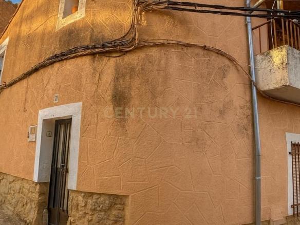 House or villa for sale on Calle Ezequiel Pablos, 31, Trujillo, Spain, -1, Trujillo