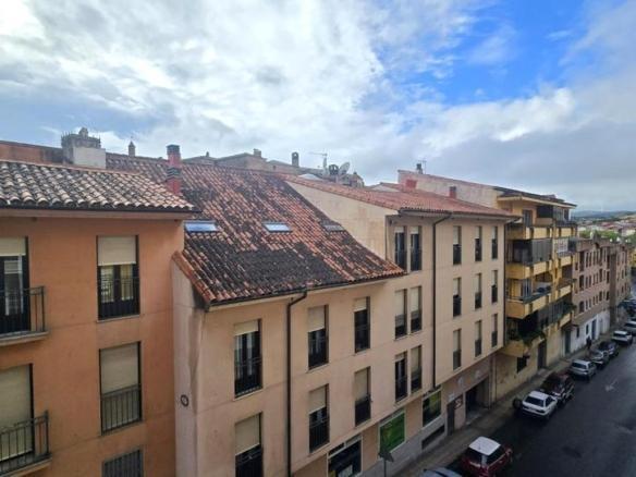 Apartment for sale on Manuel Bermejo Hernandez Street, City Center
