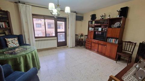 Townhouse for sale on Sor Valentina Miron Street, City Centre