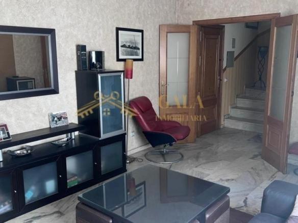 Penthouse for sale in the city center