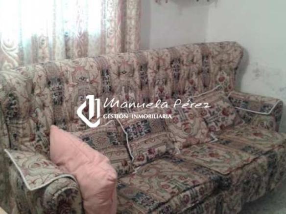 House or villa for sale in Malpartida de Cáceres