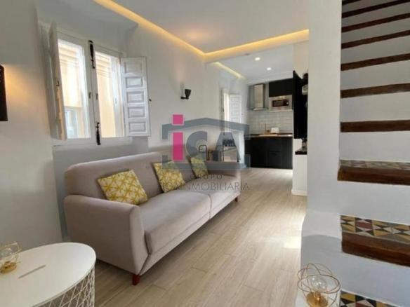 Apartment for sale on Postigo Street, Old Town