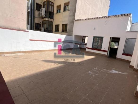 Penthouse for sale on Avda Virgen de la Montaña, Centro