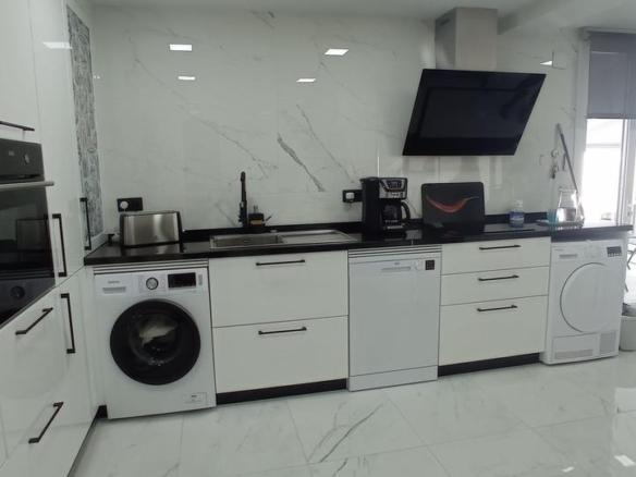 House or villa for sale on Cerezo Street, North Zone – Hospital – Urbanizations