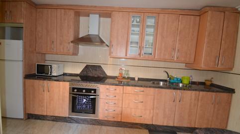 Townhouse for sale on Calle Reyes Católicos, Malpartida de Plasencia