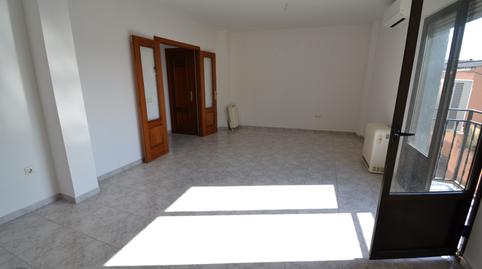 House or villa for sale on Calle República Argentina, 10, Malpartida de Plasencia