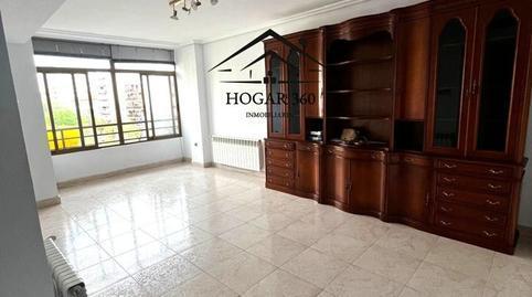 Apartment for sale in León Leal, Centro