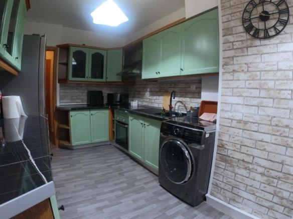 Apartment for sale on Antonio Ortiz y Quiros Street, South Zone – Av. de España – San Miguel