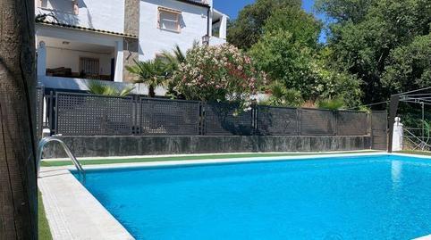 House or villa for sale on University Campus