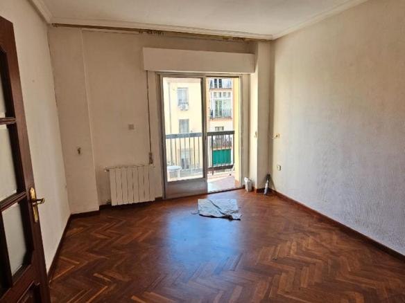 Apartment for sale on Calle Argentina, Centro