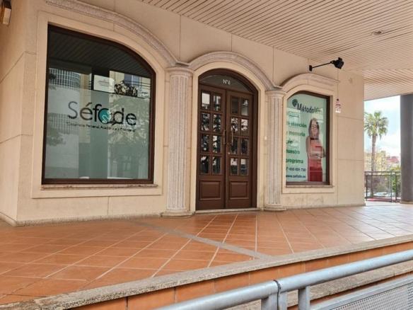 Commercial premises for sale on Berlin Street, Ruta de la Plata
