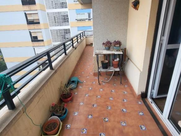 Apartment for sale on Avenida de Hernán Cortés, Ruta de la Plata