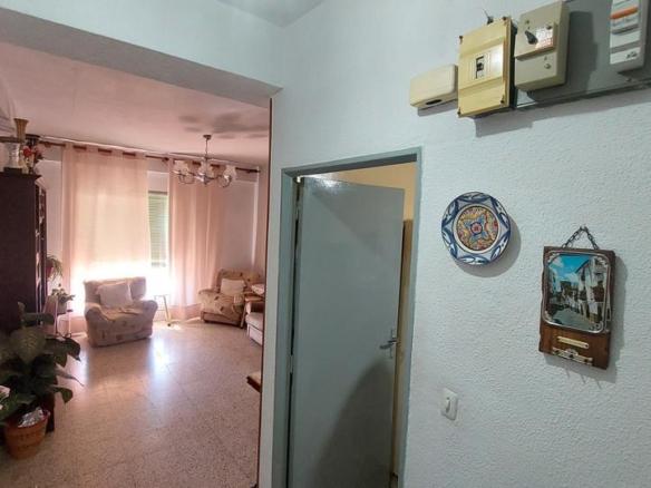 Apartment for sale on Avenida Obispo Laso, 12, South Zone – Av. de España – San Miguel