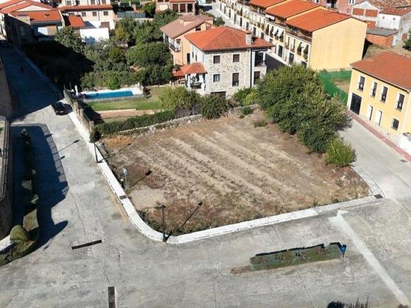 Residential property for sale on Calle Veguillas, Pasarón de la Vera