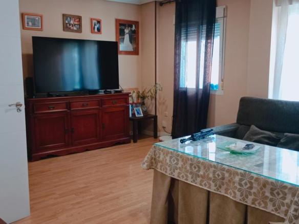 House or villa for sale on Calle Cabezabellosa, 7, Miralvalle – Av. Virgen del Puerto – La Data