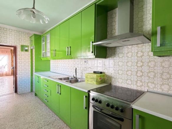 Apartment for sale on Calle del Sol, City Centre