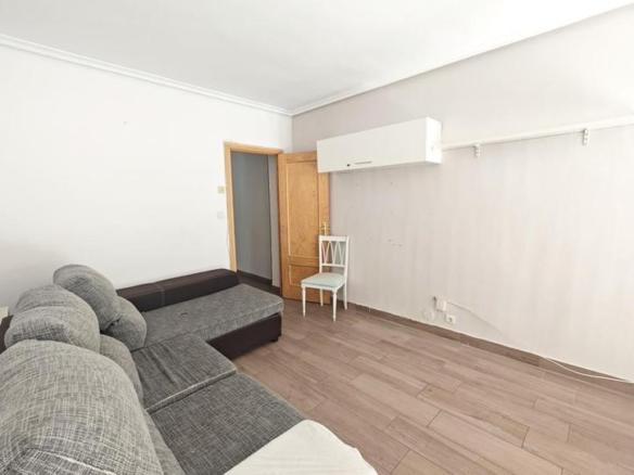 Apartment for sale in Manuel Bermejo, City Center