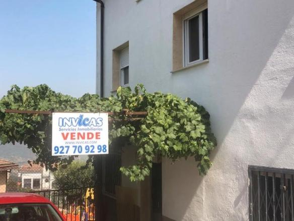 House or villa for sale in Casas del Castañar