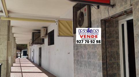 Commercial premises for sale on Calle Mazuela, Miralvalle – Av. Virgen del Puerto – La Data