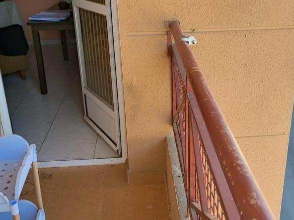 Apartment for sale on Sor Valentina Mirón Street, Los Pinos – El Pilar