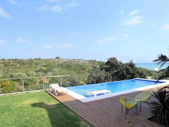 House or villa for sale in Torreguadiaro – San Diego