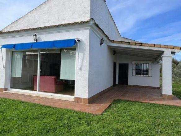 House or villa for sale on Carretera Pinar de Los Franceses, Los Franceses – La Vega