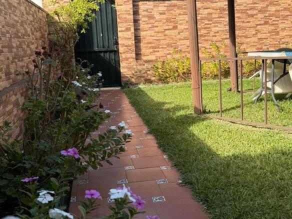 Townhouse for sale on Avenida de Irlanda, San Andrés Golf