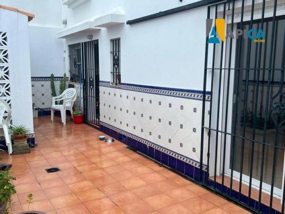 House or villa for sale in Conil