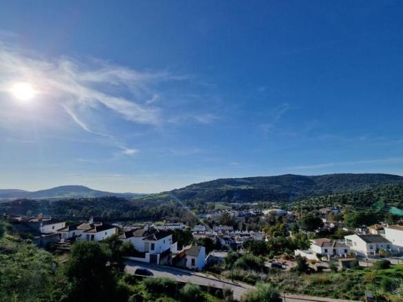 Ground floor apartment for sale in El Bosque