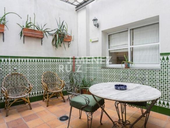 Apartment for sale in the city center