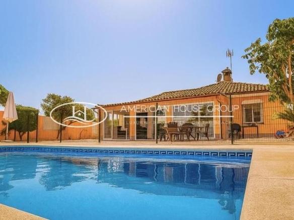 House or villa for sale in Los Gallos