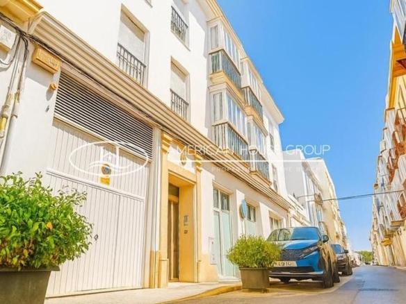 Apartment for sale in the town center