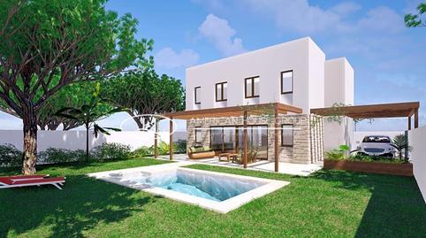 House or villa for sale in La Barrosa