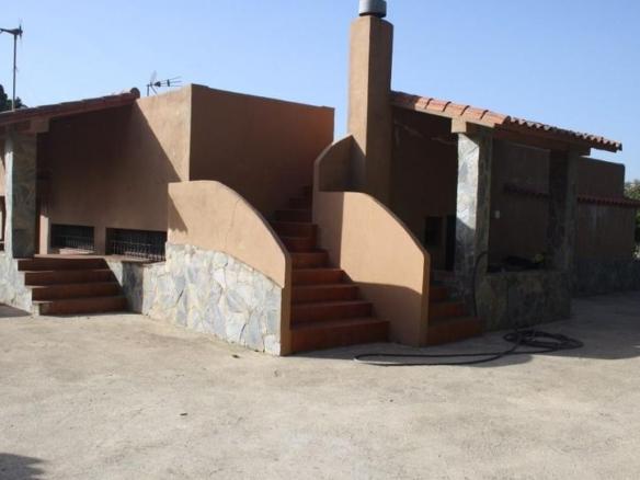 House or villa for sale in Los Barrios