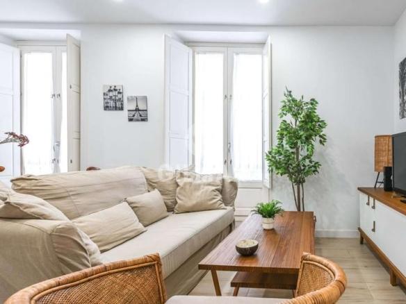 Apartment for sale in El Pópulo – Santa María