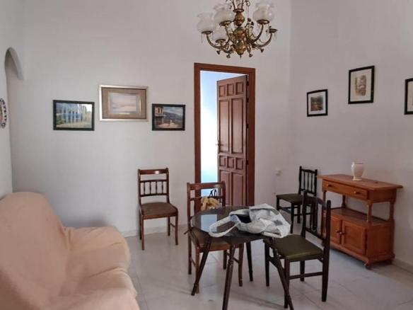 Apartment for sale in Bornos